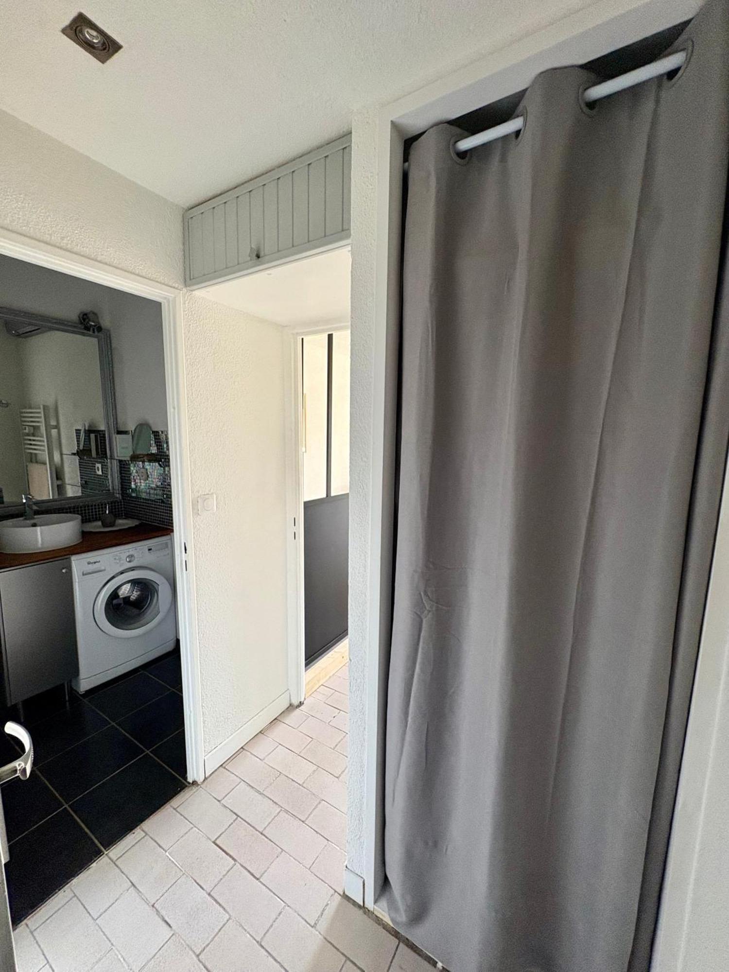 Apartmán Sejour Au Port Hyères Exteriér fotografie